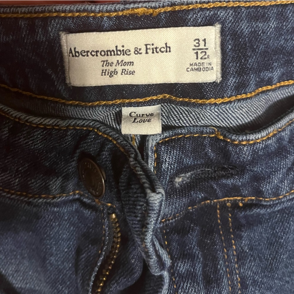 Abercrombie & Fitch the mom, high-rise size 31/12